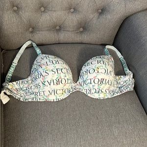 Victoria’s Secret T-Shirt Push-Up Bra